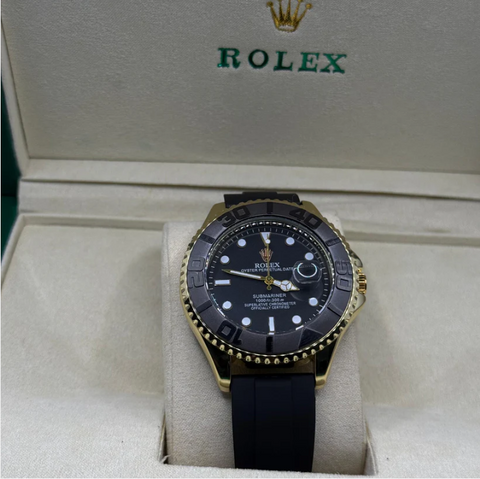 Rolex submariner strap with rotating golden &amp; black dial date just