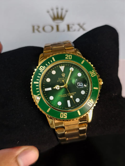Rolex submariner silver with date dial