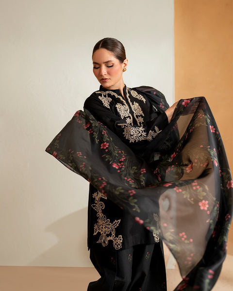Black PETALS 3PCS